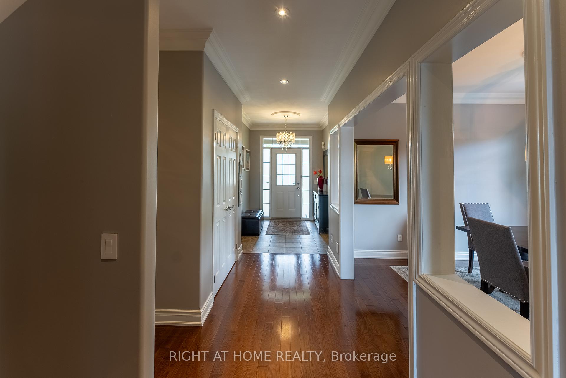 Photo 8 of 1660 Moyer Avenue, Innisfil, Alcona — HOMEH