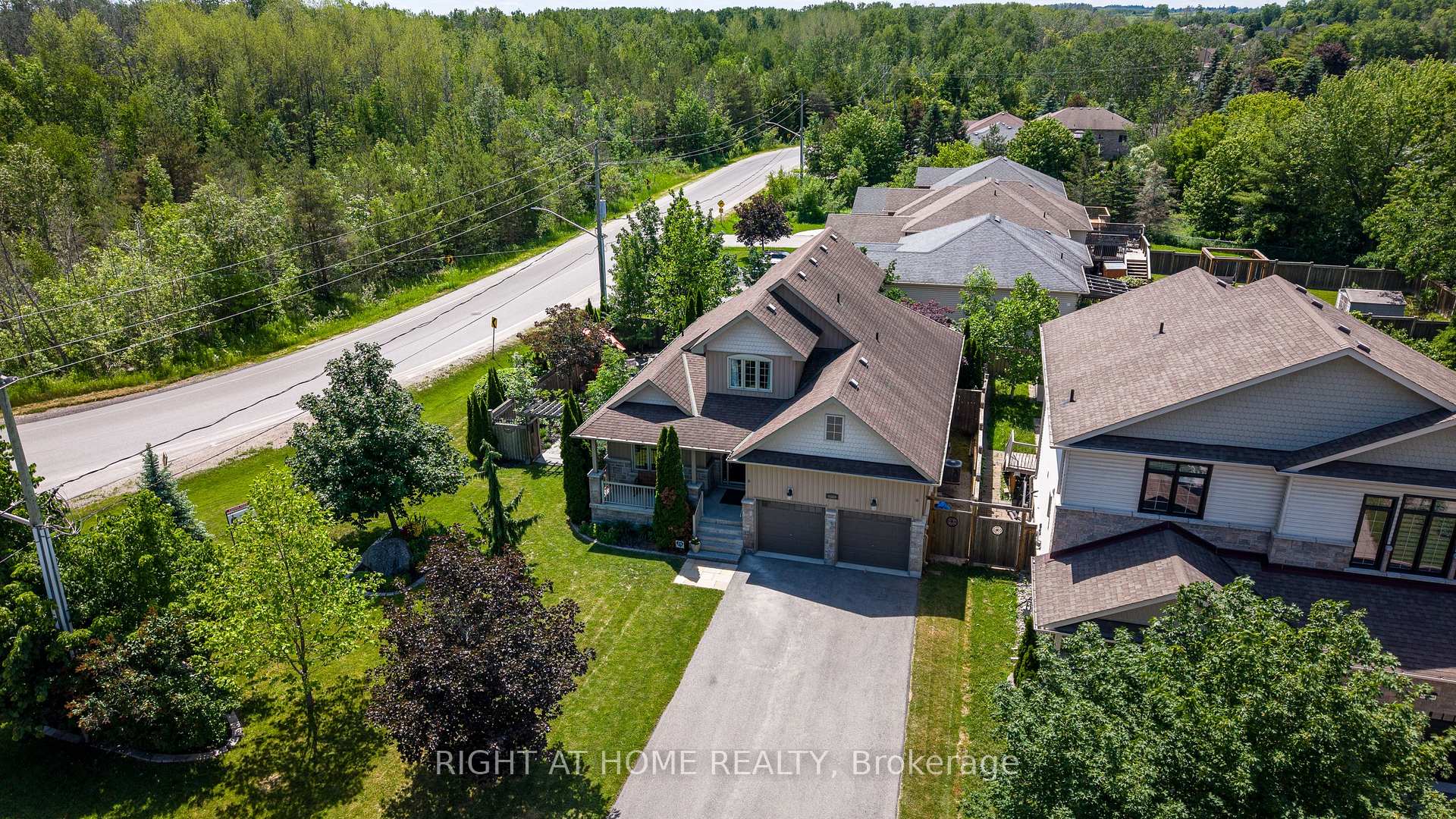 Photo 48 of 1660 Moyer Avenue, Innisfil, Alcona — HOMEH