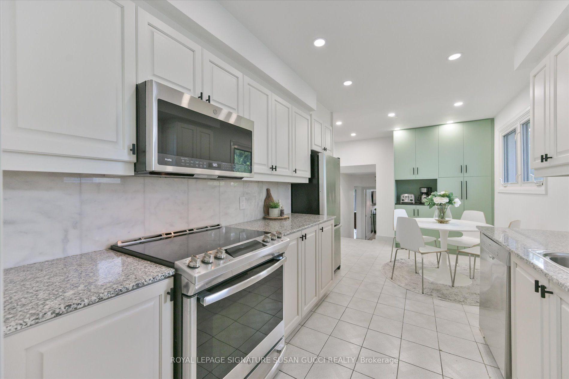 Photo 13 of 16 Squires Avenue, Toronto, O'Connor-Parkview — HOMEH