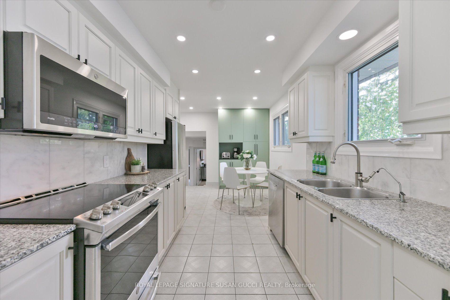 Photo 15 of 16 Squires Avenue, Toronto, O'Connor-Parkview — HOMEH