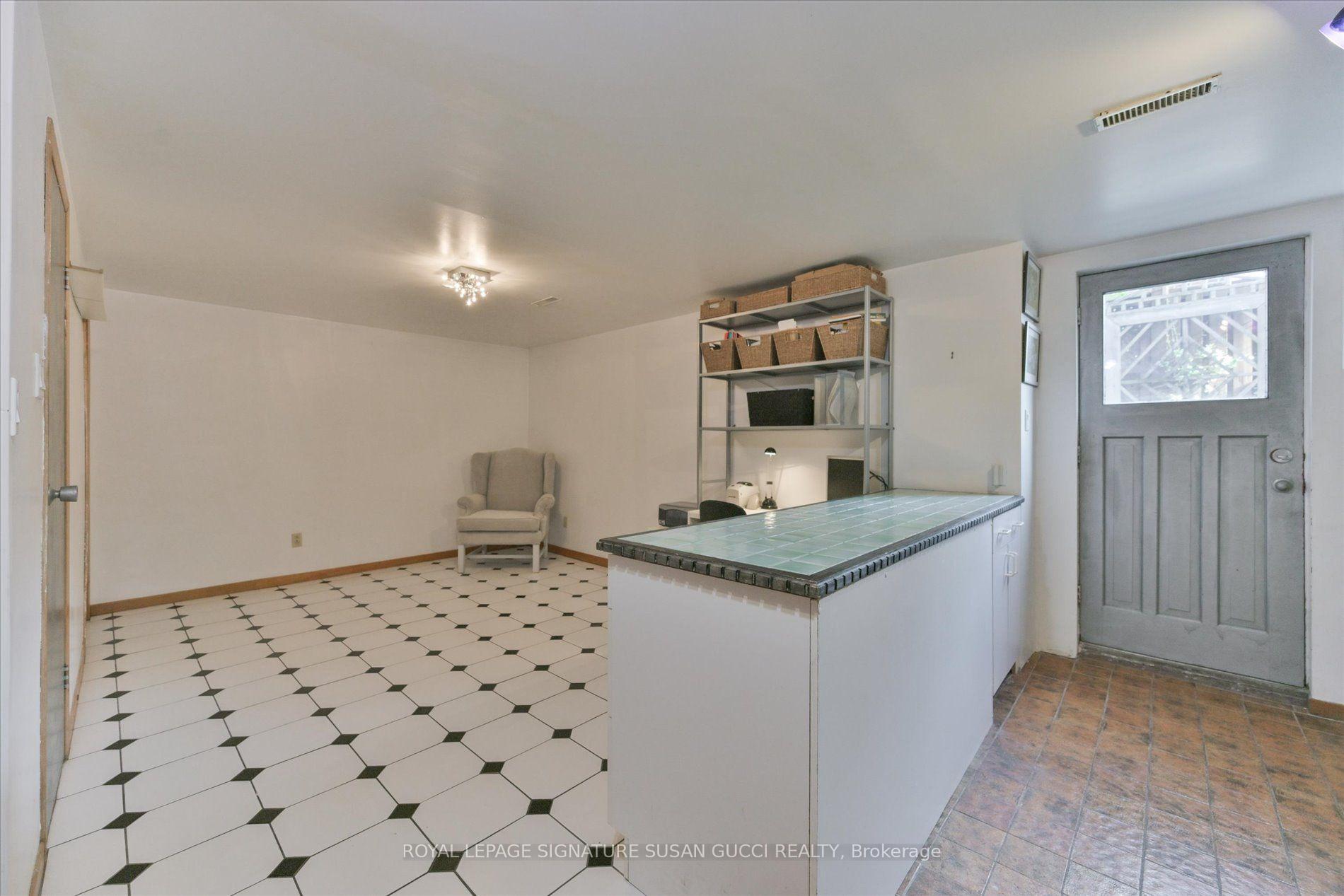 Photo 37 of 16 Squires Avenue, Toronto, O'Connor-Parkview — HOMEH