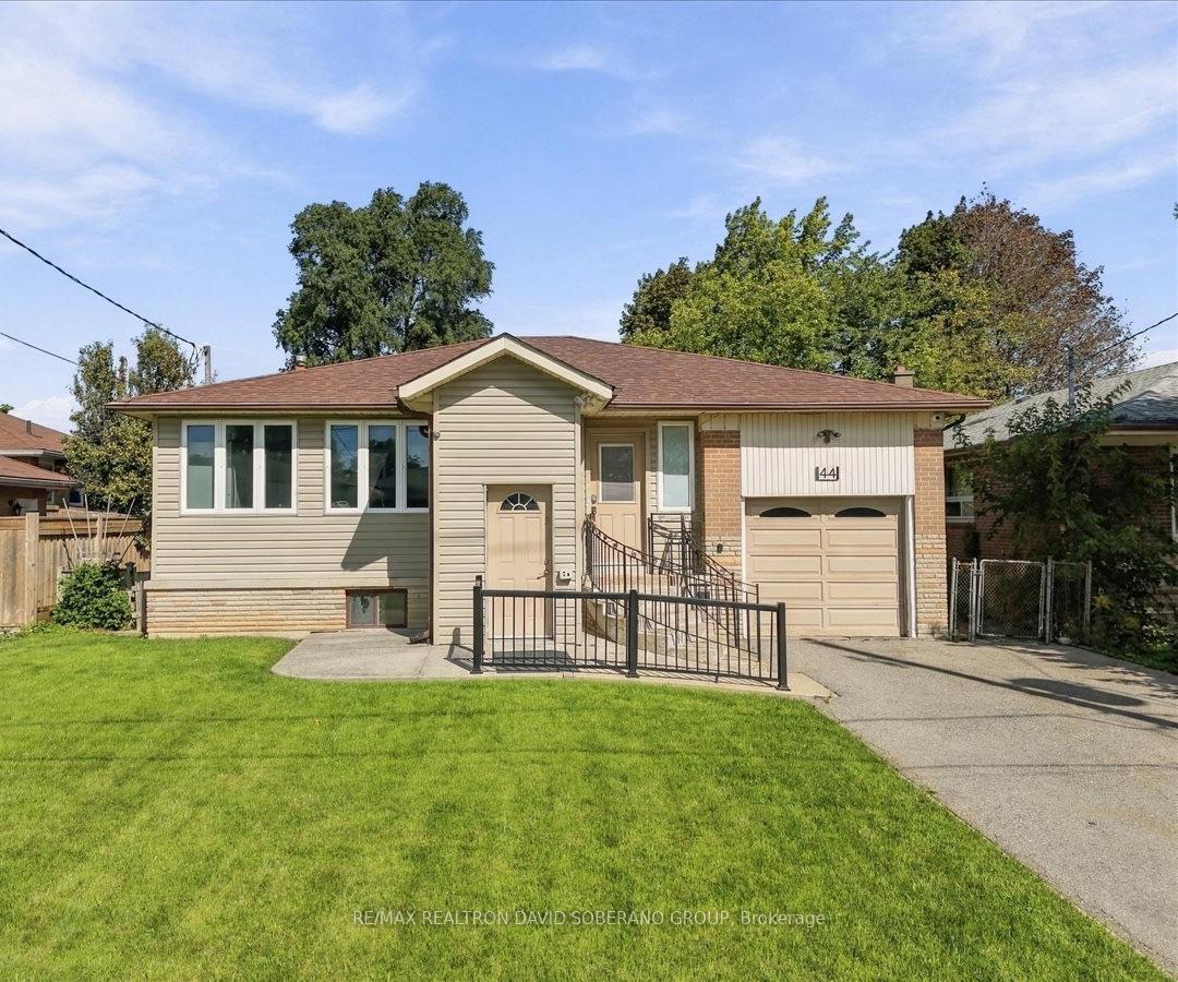 Photo 1 of 44 Kennard Avenue, North York, Bathurst Manor — HOMEH