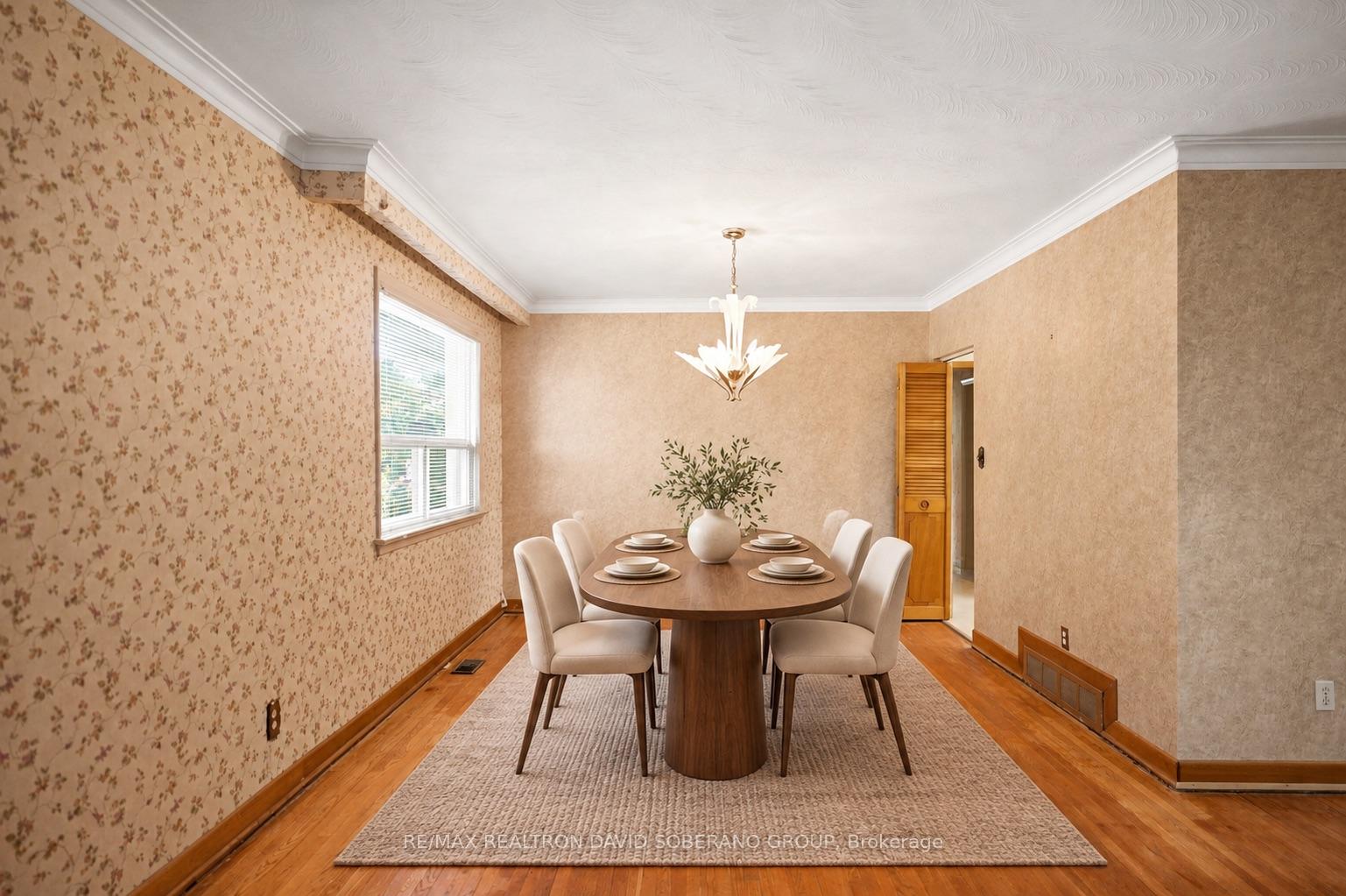 Photo 21 of 44 Kennard Avenue, North York, Bathurst Manor — HOMEH