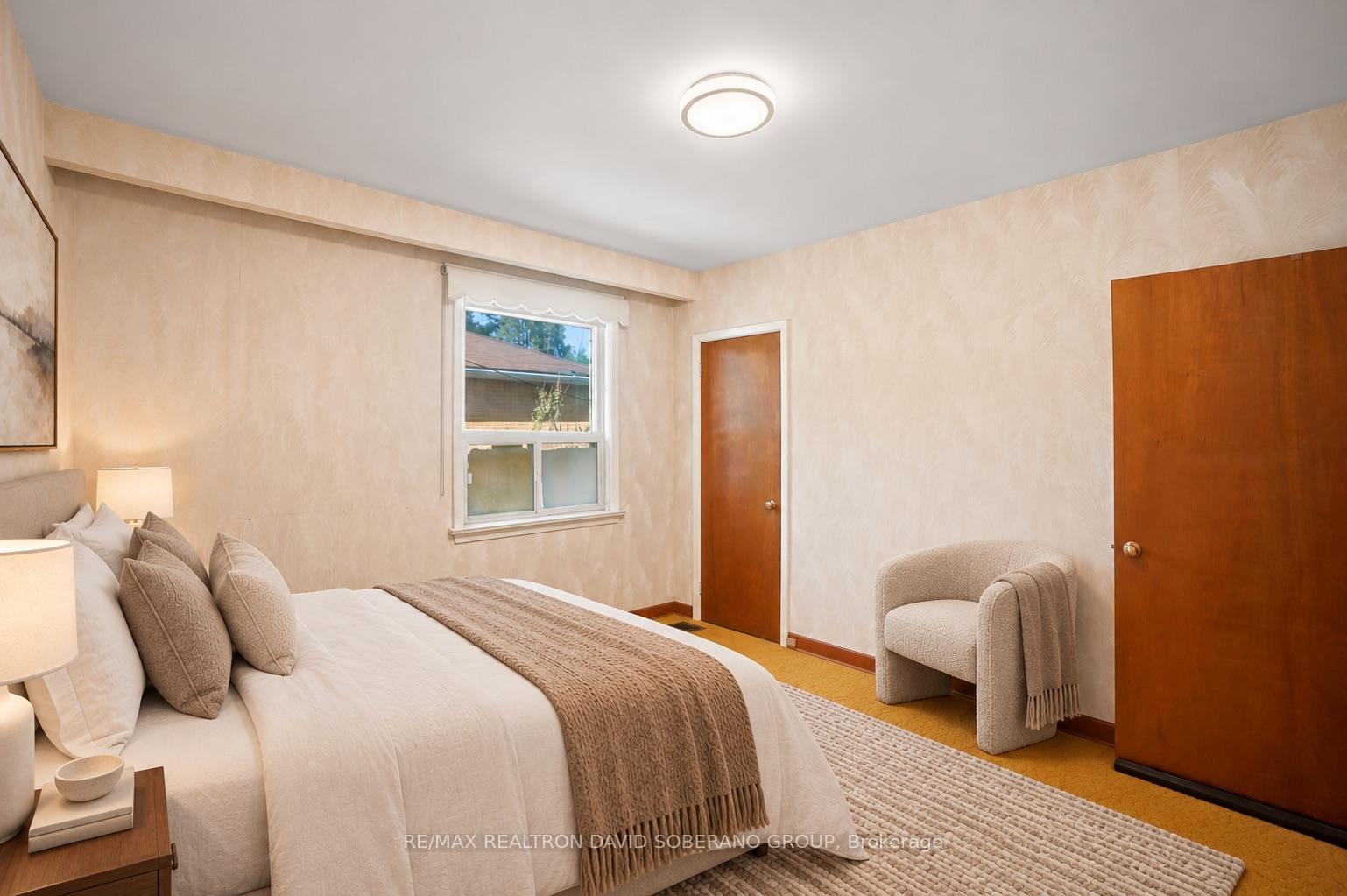 Photo 32 of 44 Kennard Avenue, North York, Bathurst Manor — HOMEH