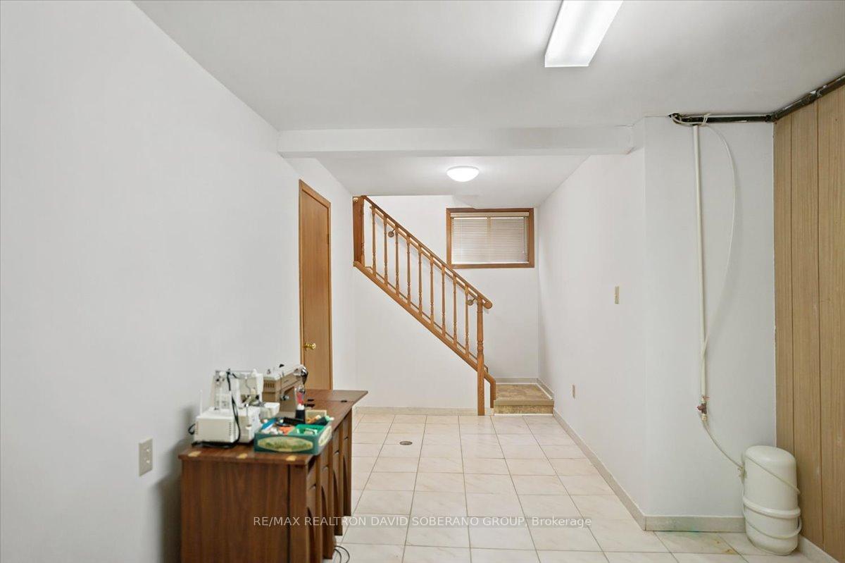 Photo 44 of 44 Kennard Avenue, North York, Bathurst Manor — HOMEH