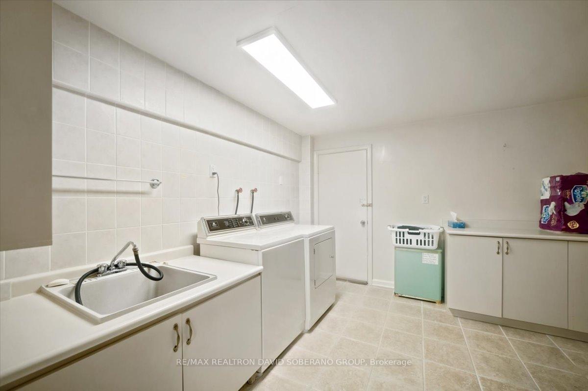 Photo 56 of 44 Kennard Avenue, North York, Bathurst Manor — HOMEH