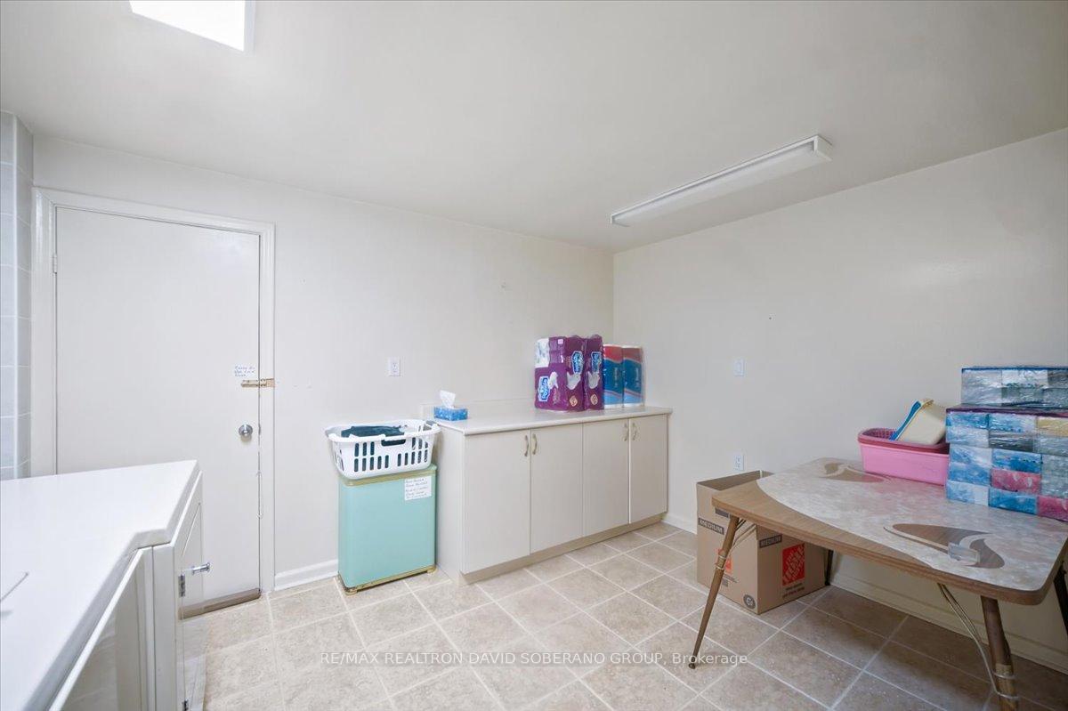 Photo 57 of 44 Kennard Avenue, North York, Bathurst Manor — HOMEH