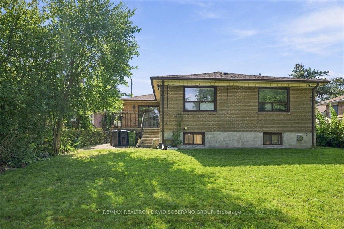 Photo 63 of 44 Kennard Avenue, North York, Bathurst Manor — HOMEH