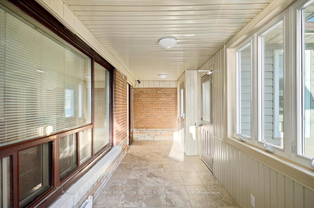 Photo 65 of 44 Kennard Avenue, North York, Bathurst Manor — HOMEH
