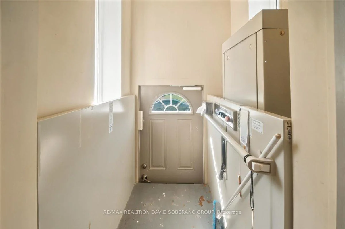 Photo 48 of 44 Kennard Avenue, North York, Bathurst Manor — HOMEH