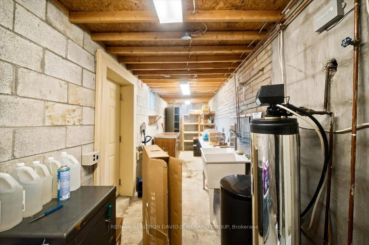 Photo 54 of 44 Kennard Avenue, North York, Bathurst Manor — HOMEH