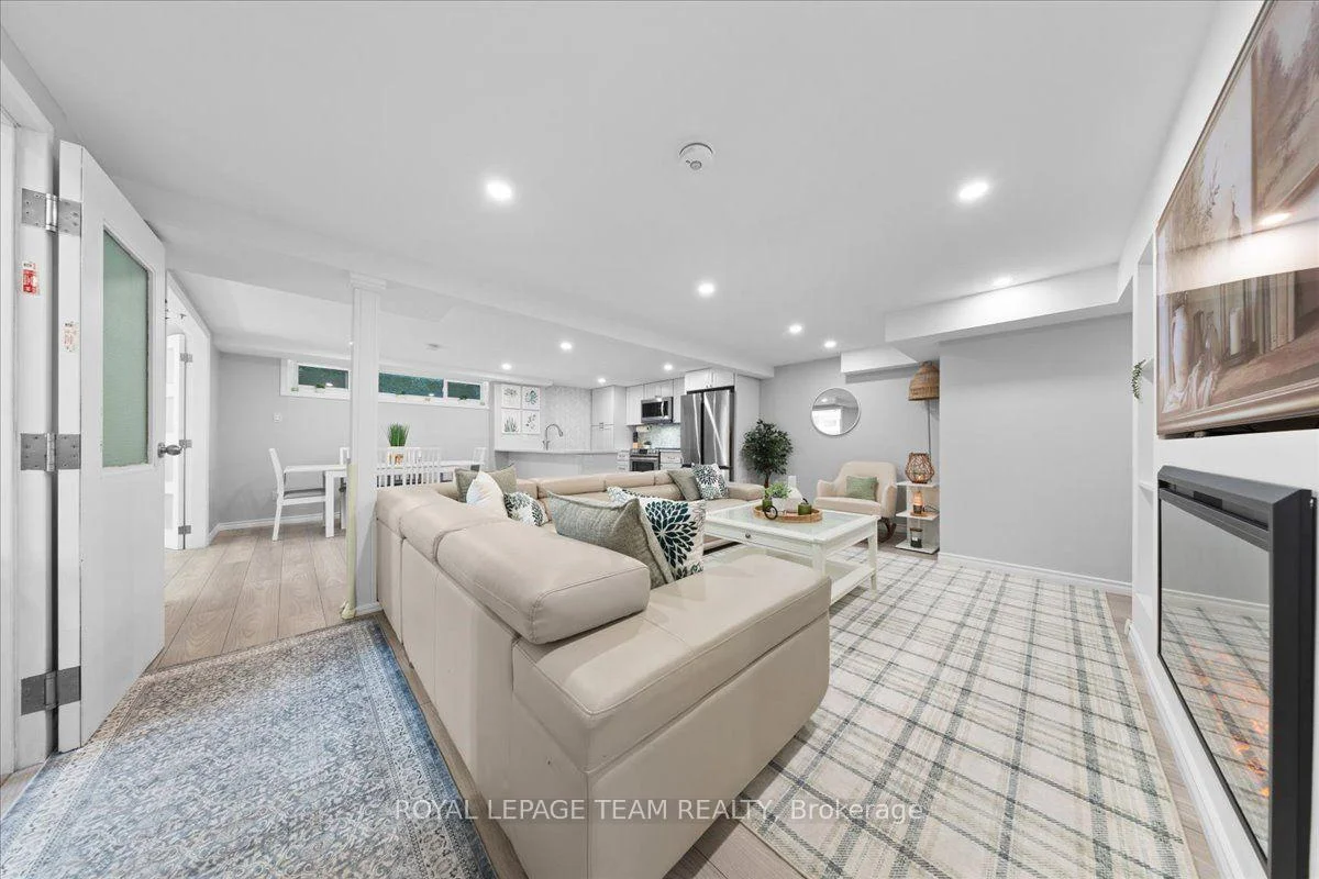 Photo 9 of 1844 Greenacre Crescent, Ottawa, Beacon Hill South — HOMEH