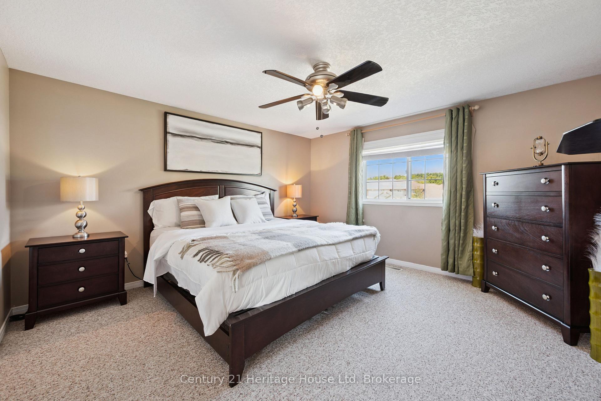 Photo 22 of 850 Paisley Road, Guelph, Willow West/Sugarbush/West Acres — HOMEH