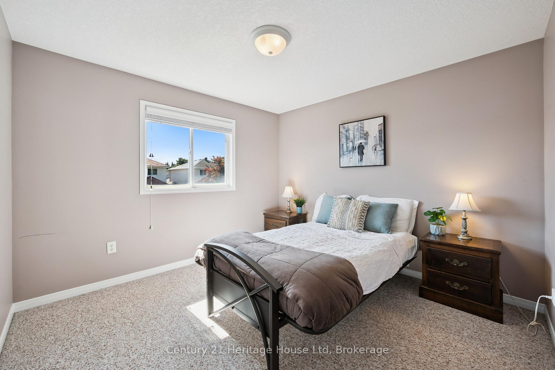 Photo 26 of 850 Paisley Road, Guelph, Willow West/Sugarbush/West Acres — HOMEH
