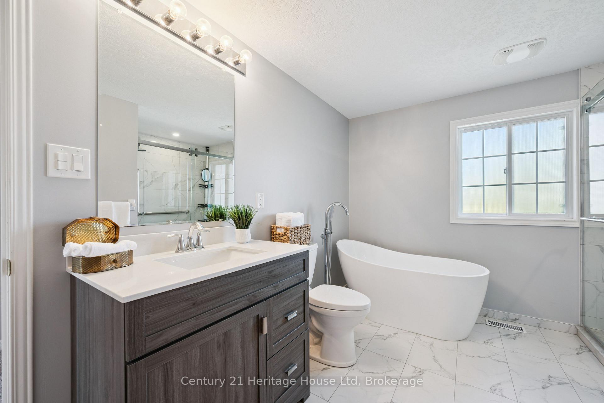 Photo 29 of 850 Paisley Road, Guelph, Willow West/Sugarbush/West Acres — HOMEH