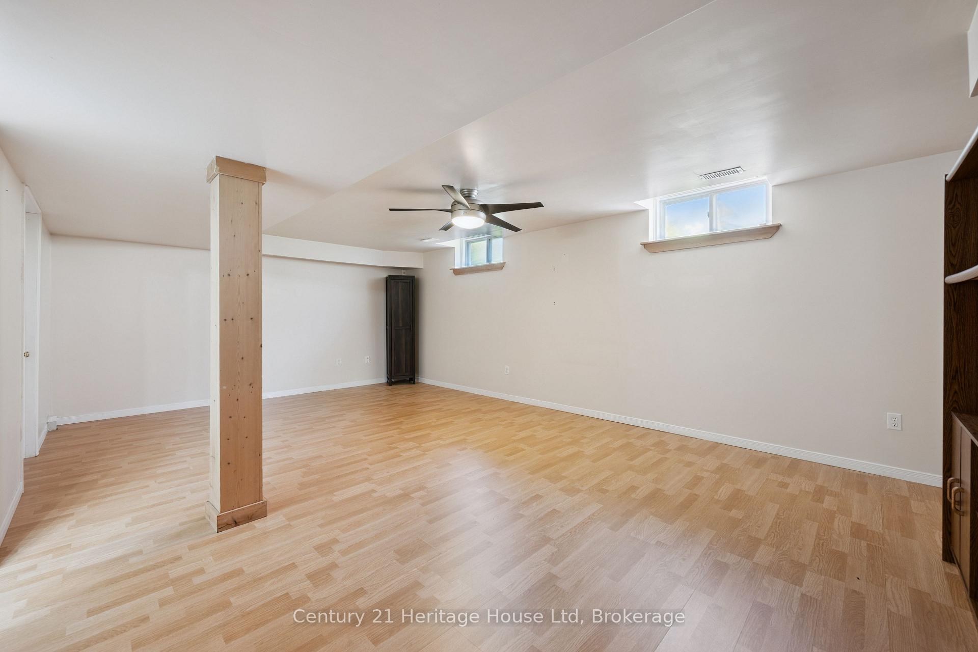 Photo 33 of 850 Paisley Road, Guelph, Willow West/Sugarbush/West Acres — HOMEH