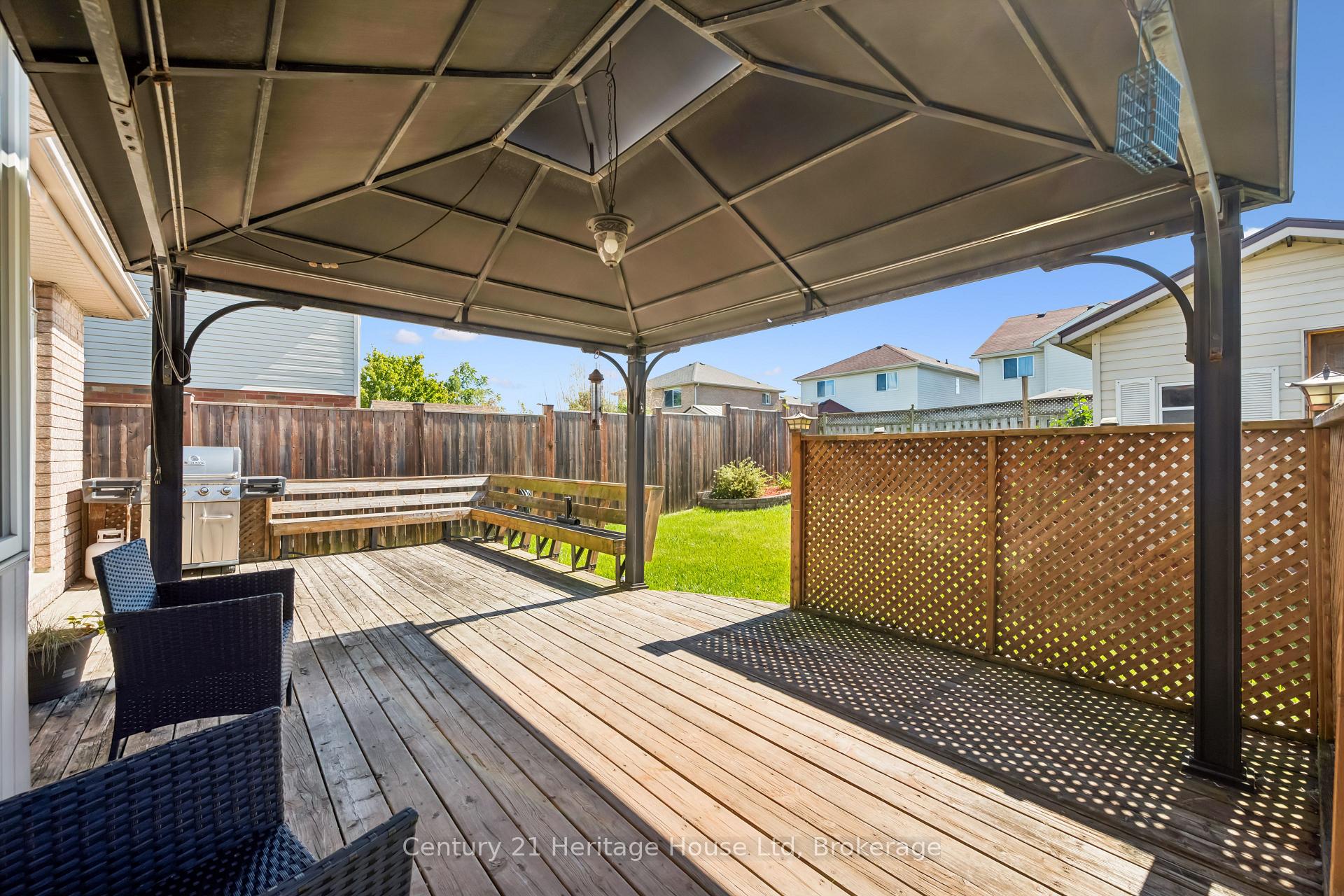 Photo 37 of 850 Paisley Road, Guelph, Willow West/Sugarbush/West Acres — HOMEH