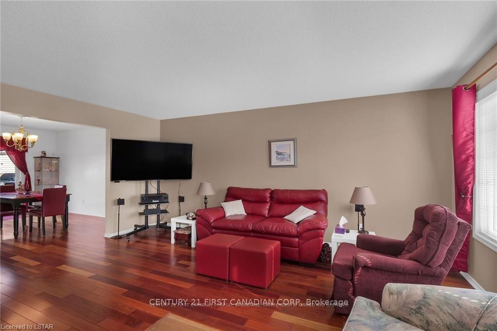 Photo 7 of Unit 44, 335 Lighthouse Road, London, South U — HOMEH