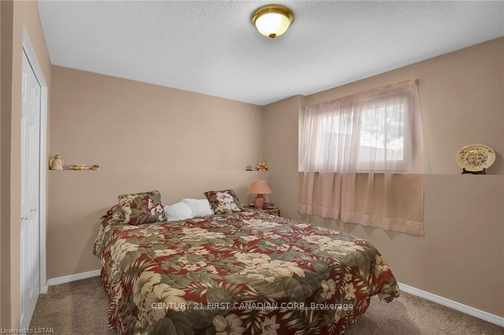 Photo 23 of Unit 44, 335 Lighthouse Road, London, South U — HOMEH