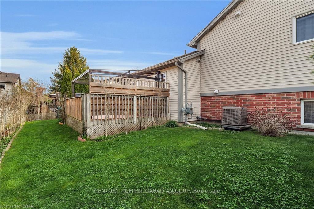 Photo 32 of Unit 44, 335 Lighthouse Road, London, South U — HOMEH