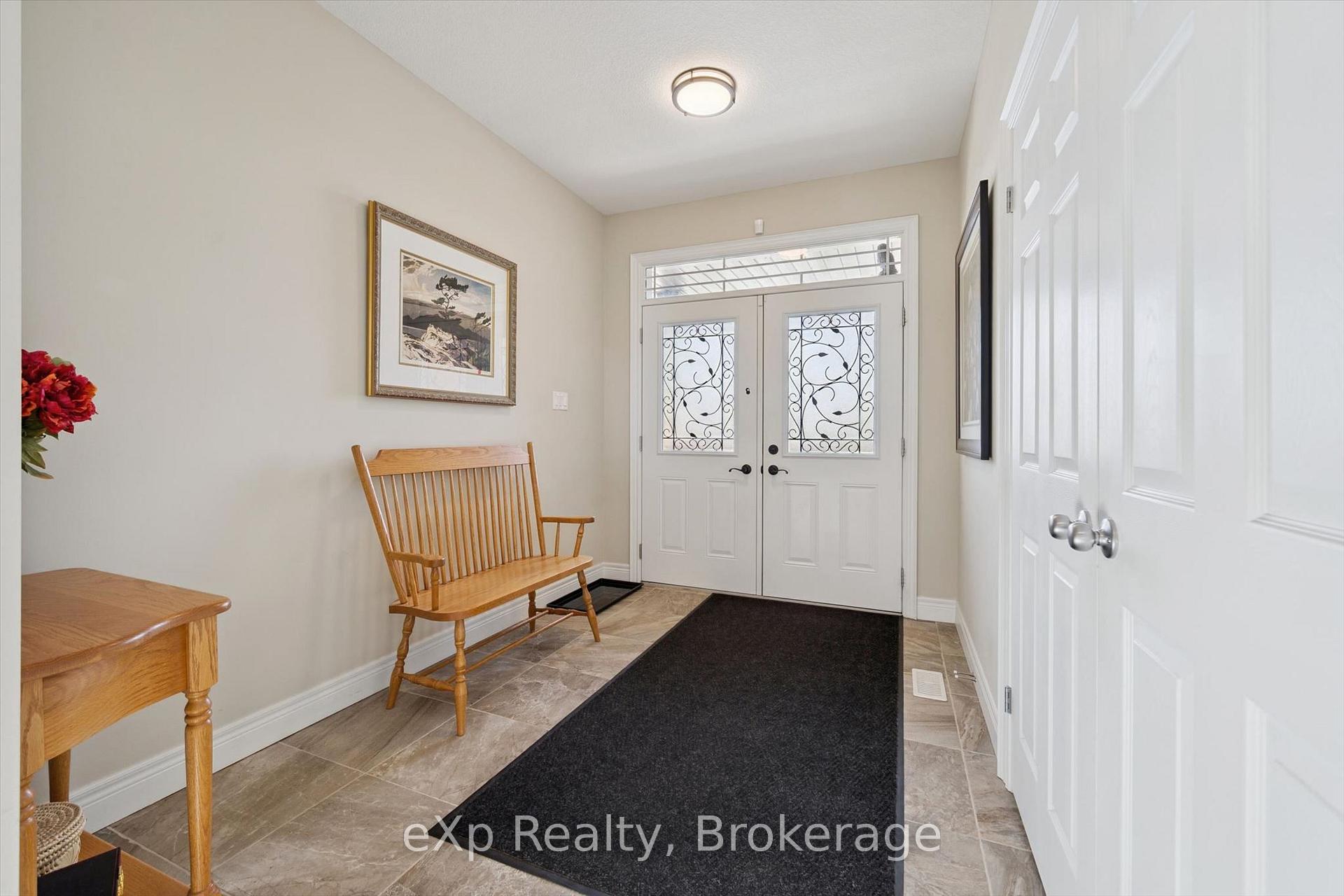 Photo 7 of 82 Drone Crescent, Guelph, Willow West/Sugarbush/West Acres — HOMEH