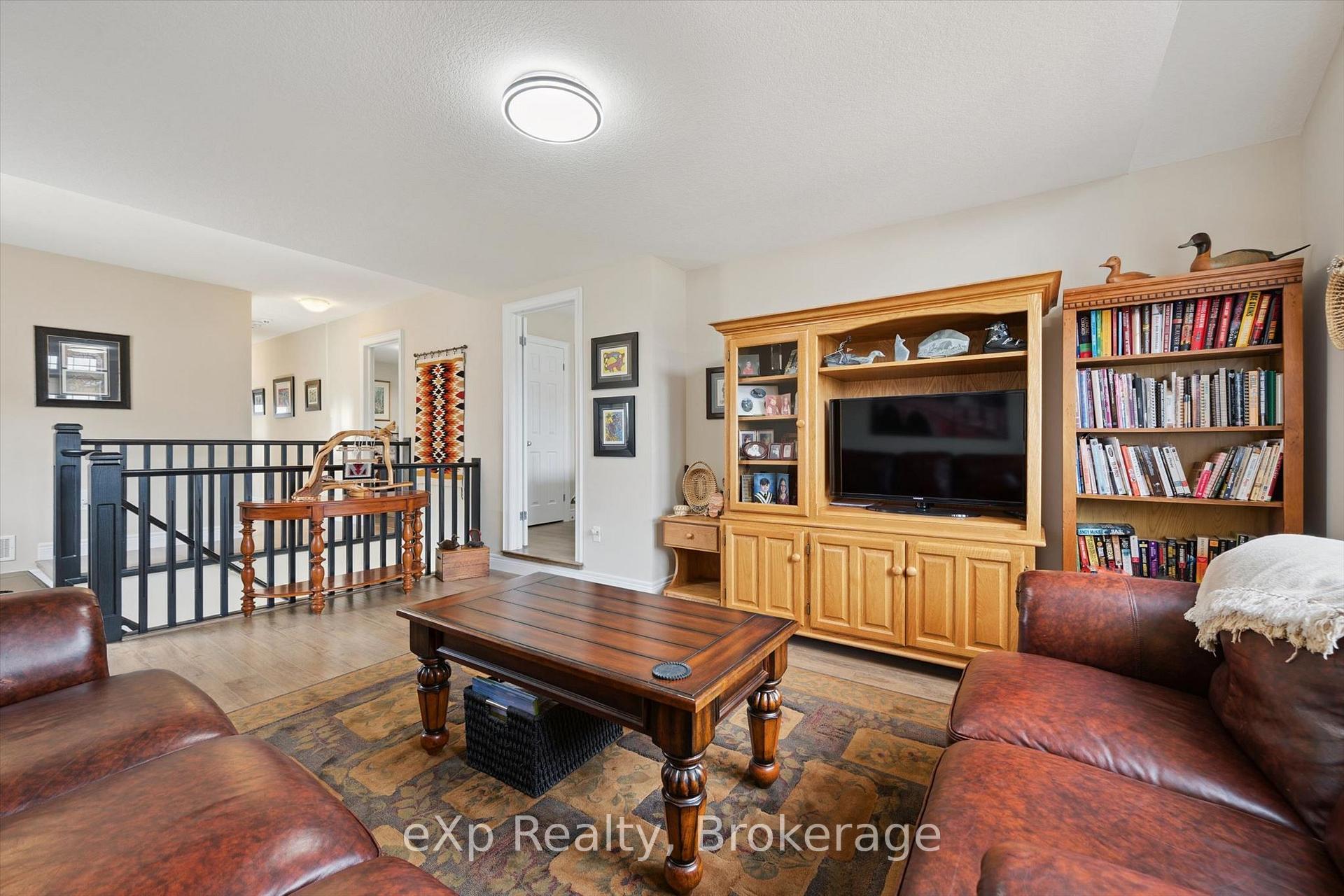 Photo 24 of 82 Drone Crescent, Guelph, Willow West/Sugarbush/West Acres — HOMEH