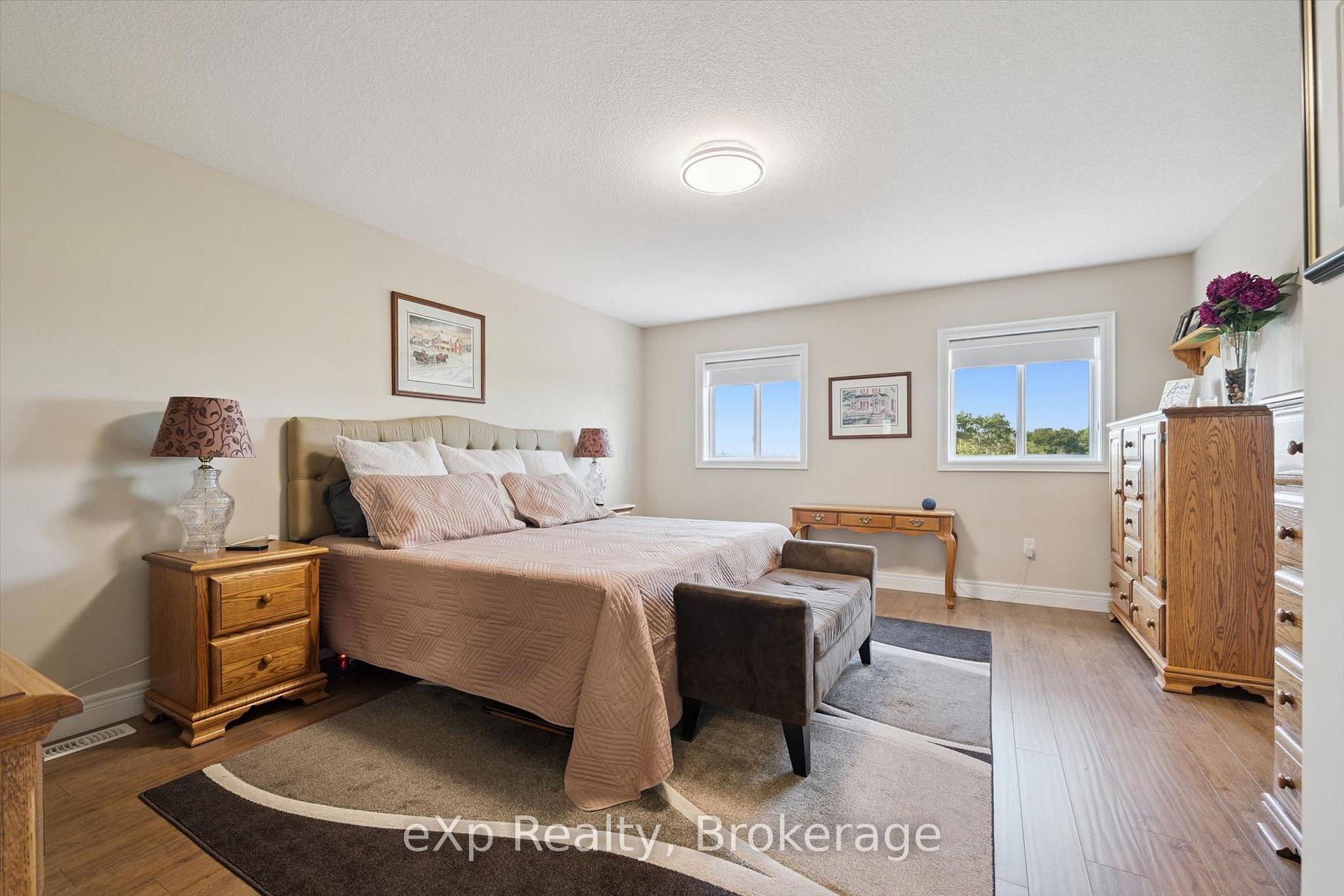 Photo 25 of 82 Drone Crescent, Guelph, Willow West/Sugarbush/West Acres — HOMEH