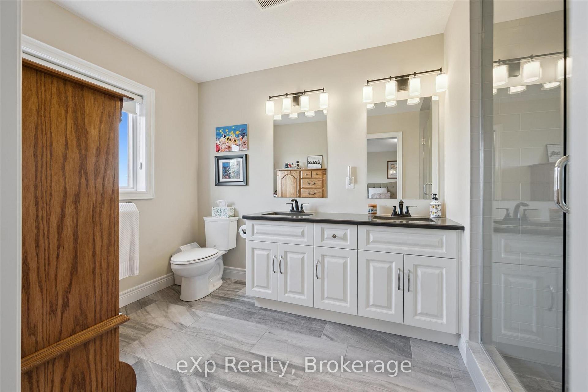 Photo 27 of 82 Drone Crescent, Guelph, Willow West/Sugarbush/West Acres — HOMEH