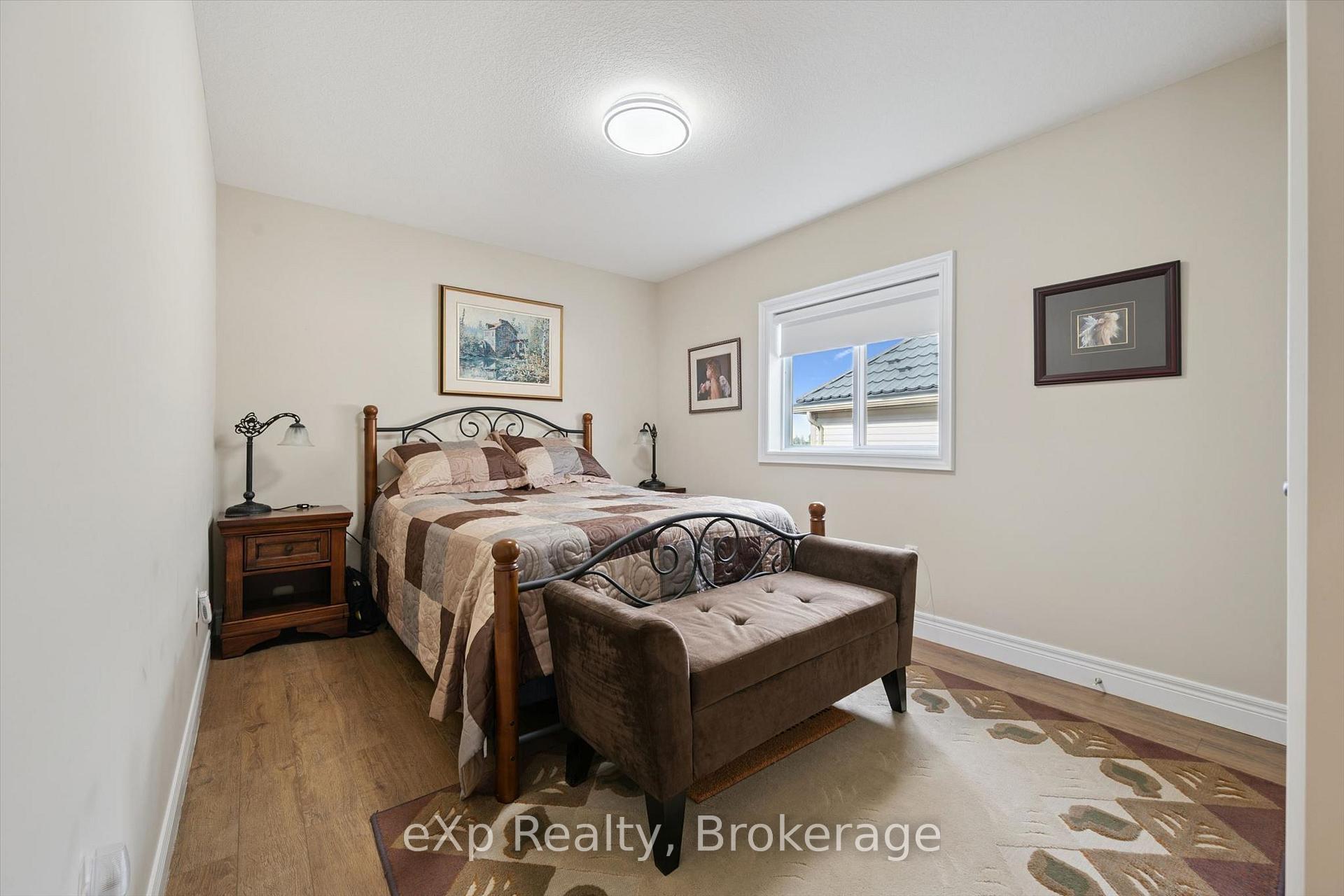 Photo 31 of 82 Drone Crescent, Guelph, Willow West/Sugarbush/West Acres — HOMEH