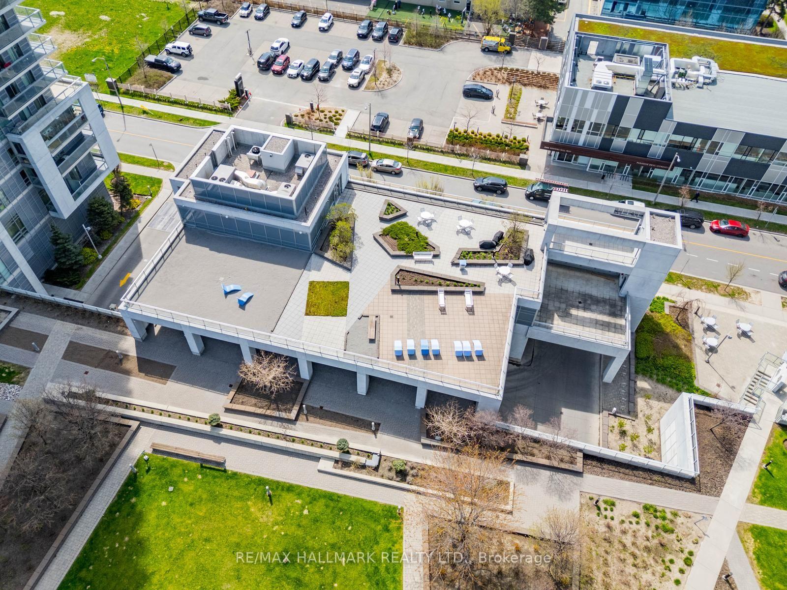 Photo 3 of Unit 407, 2015 Sheppard Avenue E, North York, Henry Farm — HOMEH