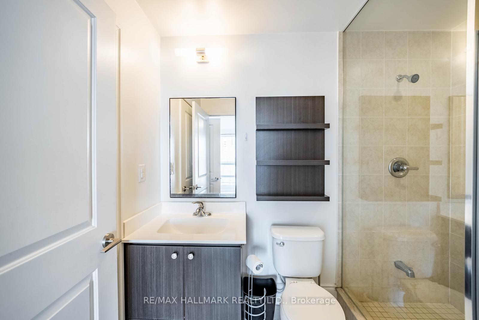 Photo 13 of Unit 407, 2015 Sheppard Avenue E, North York, Henry Farm — HOMEH