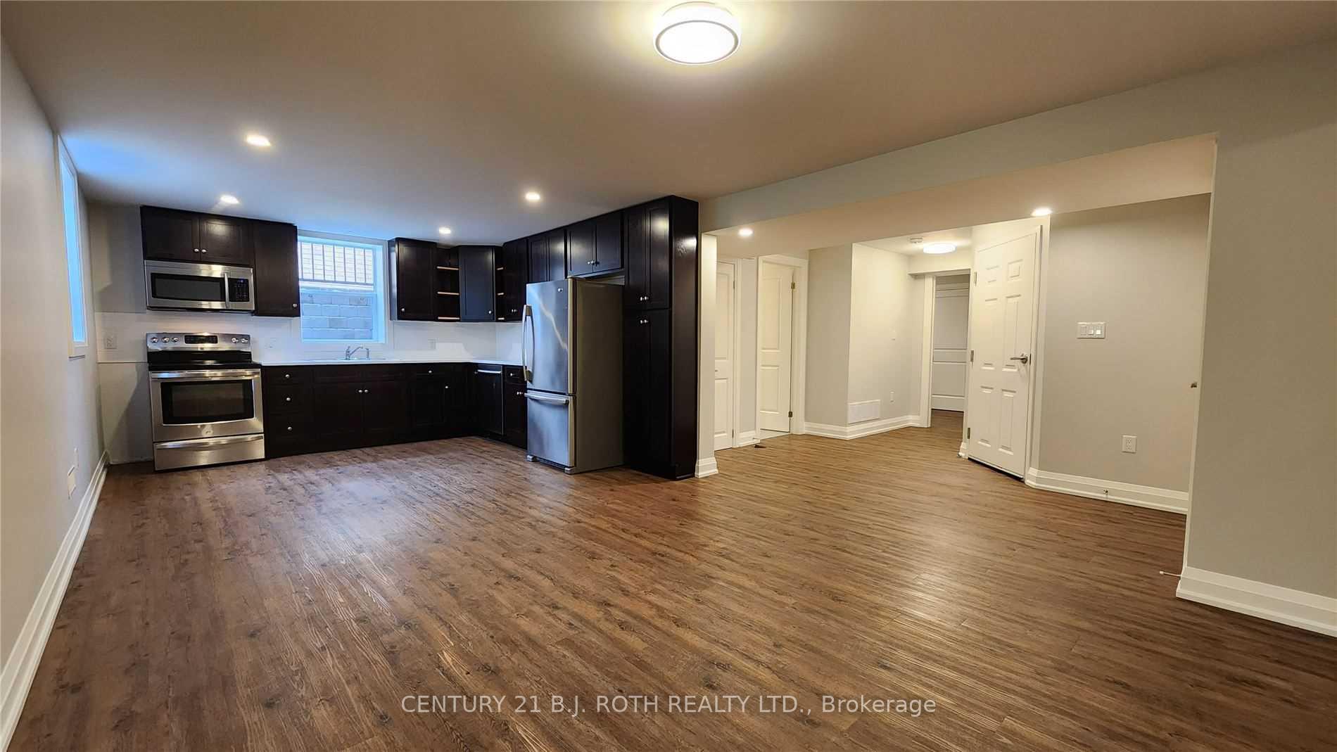 Photo of Unit Lower, 300 Cundles Road W