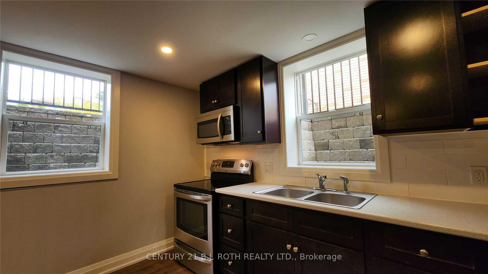 Photo 5 of Unit Lower, 300 Cundles Road W, Barrie, Northwest — HOMEH