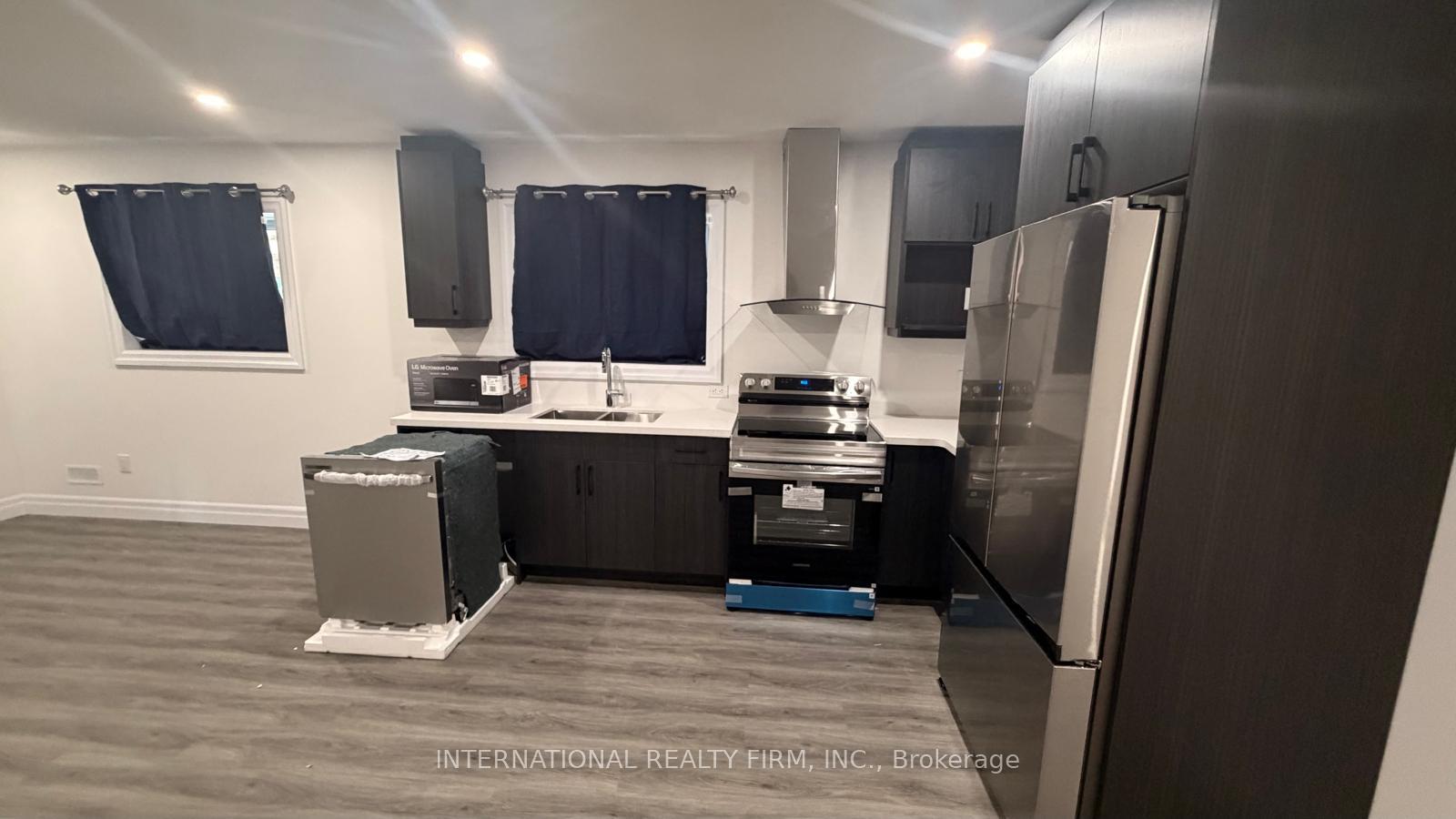 Photo 4 of Unit Basement, 891 Darnley Boulevard, London, South U — HOMEH