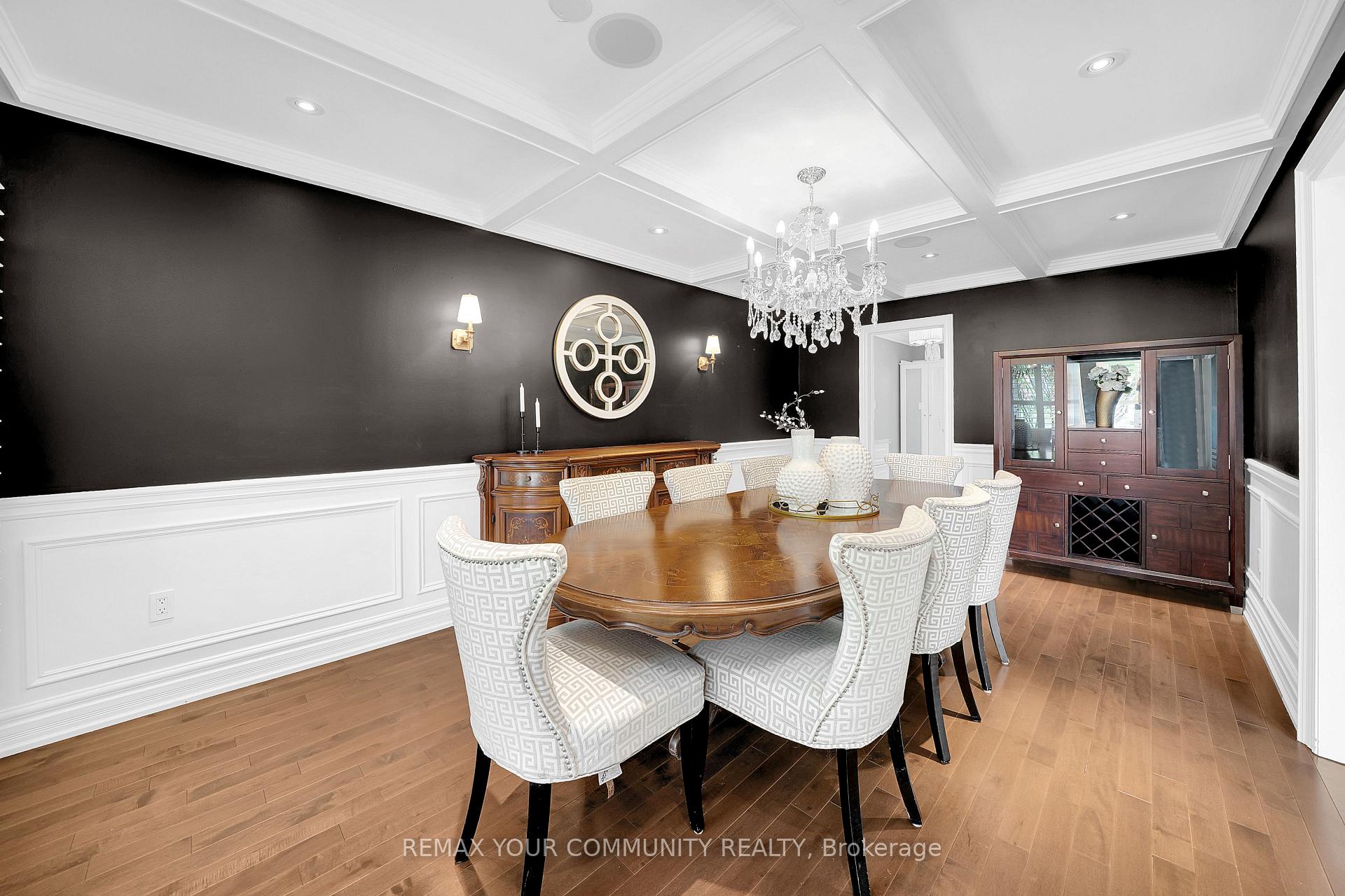 Photo 9 of 68 Autumn Way, Aurora, Aurora Heights — HOMEH
