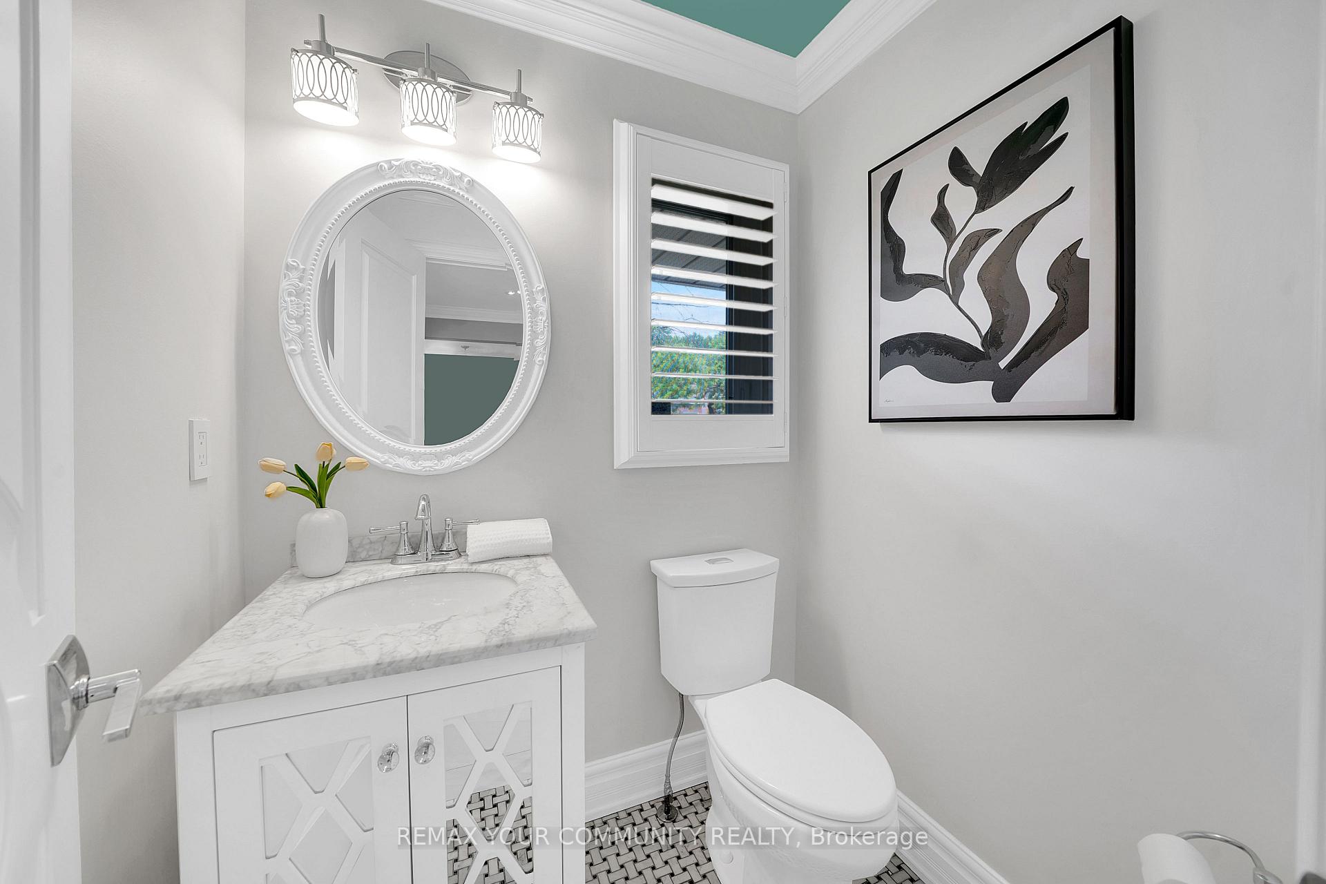 Photo 24 of 68 Autumn Way, Aurora, Aurora Heights — HOMEH