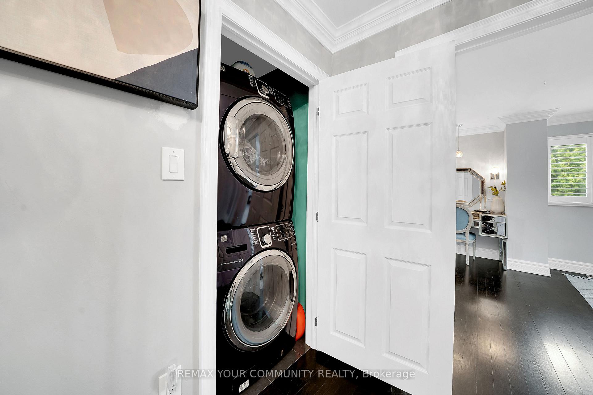 Photo 40 of 68 Autumn Way, Aurora, Aurora Heights — HOMEH
