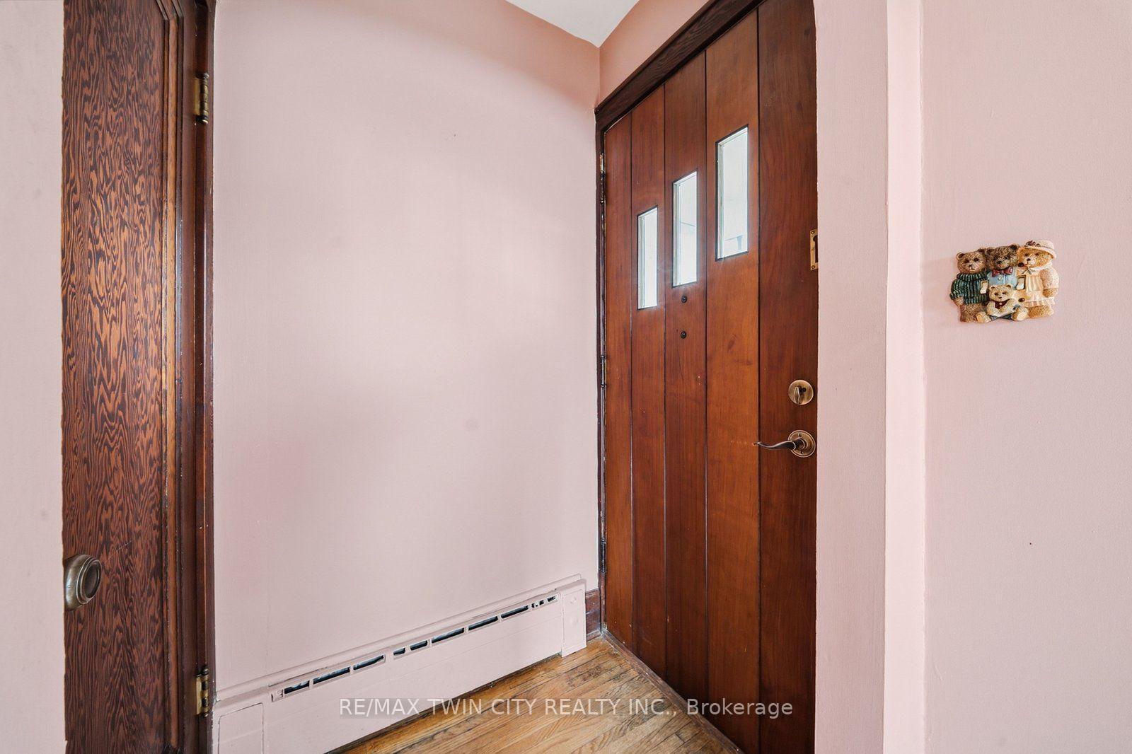 Photo 11 of 86 Forest Avenue, Port Colborne, Sugarloaf — HOMEH