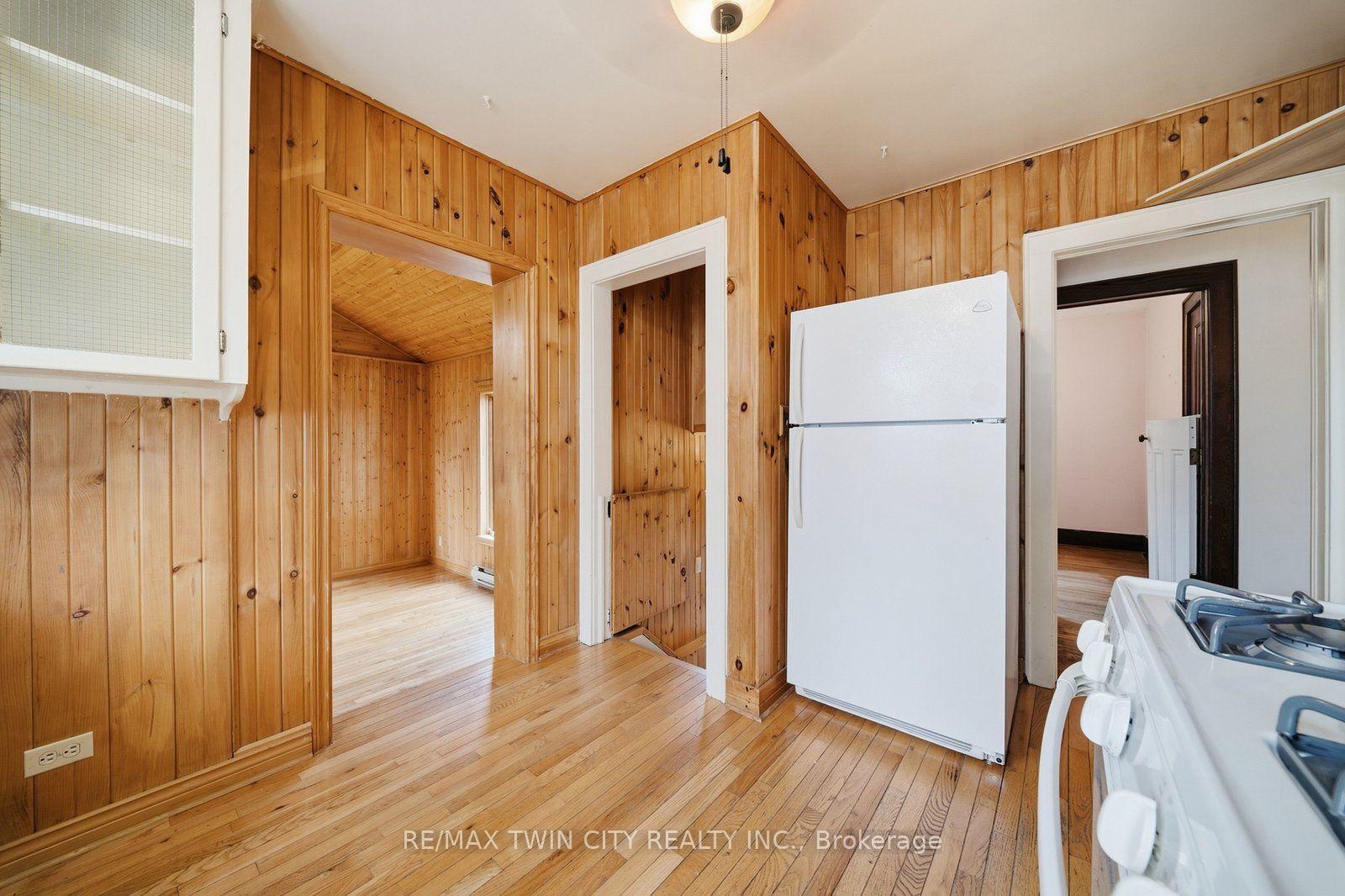 Photo 19 of 86 Forest Avenue, Port Colborne, Sugarloaf — HOMEH