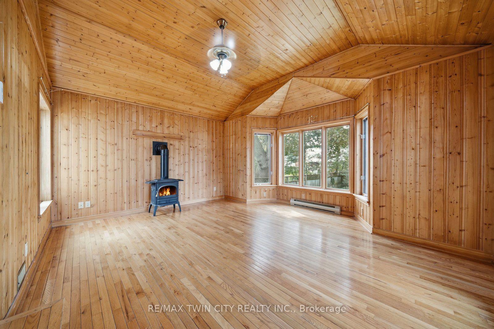 Photo 20 of 86 Forest Avenue, Port Colborne, Sugarloaf — HOMEH