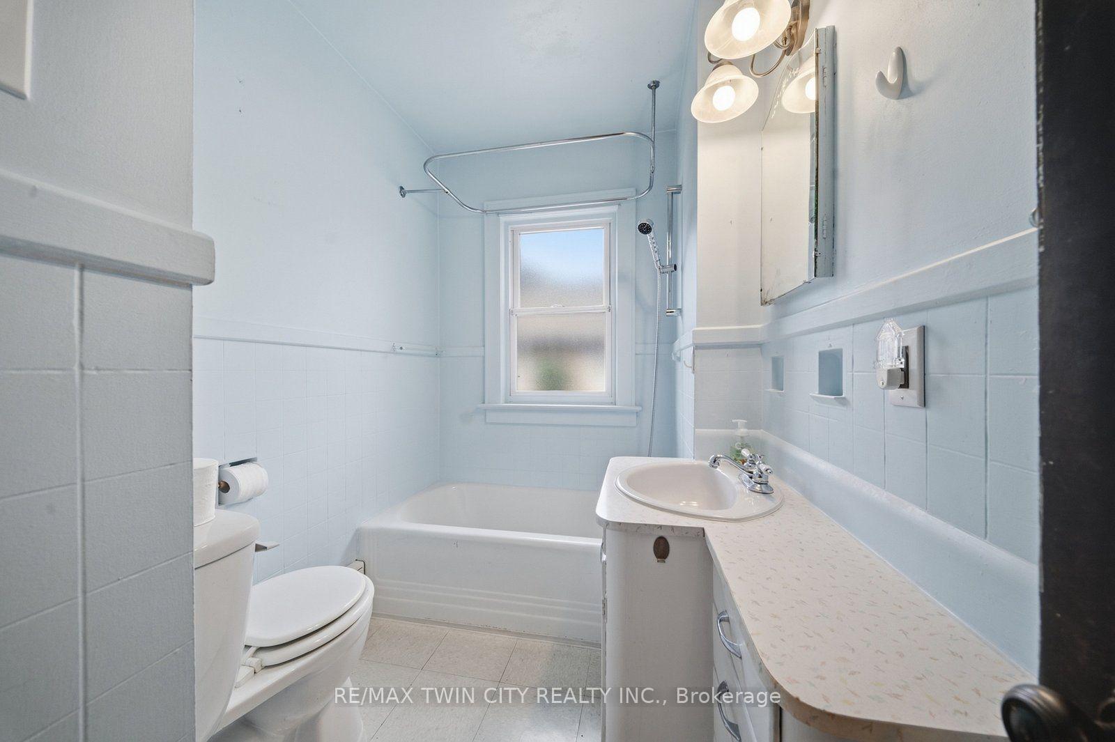 Photo 23 of 86 Forest Avenue, Port Colborne, Sugarloaf — HOMEH