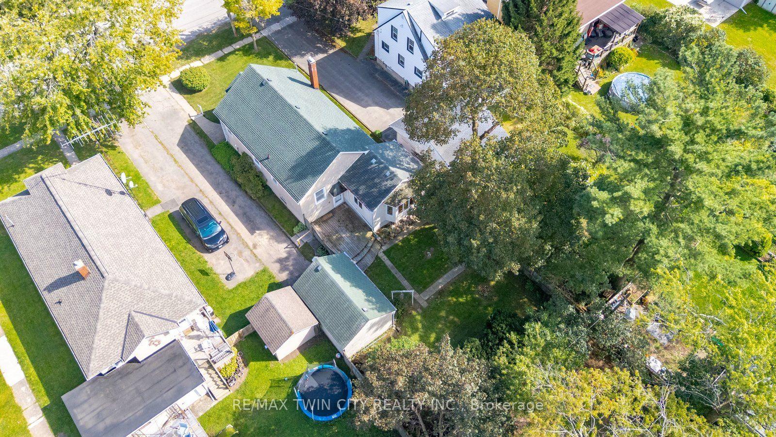 Photo 45 of 86 Forest Avenue, Port Colborne, Sugarloaf — HOMEH