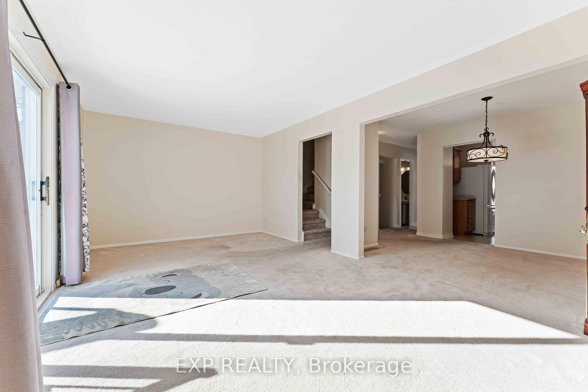 Photo 5 of Unit 38, 820 Cahill Drive W, Ottawa, Hunt Club — HOMEH