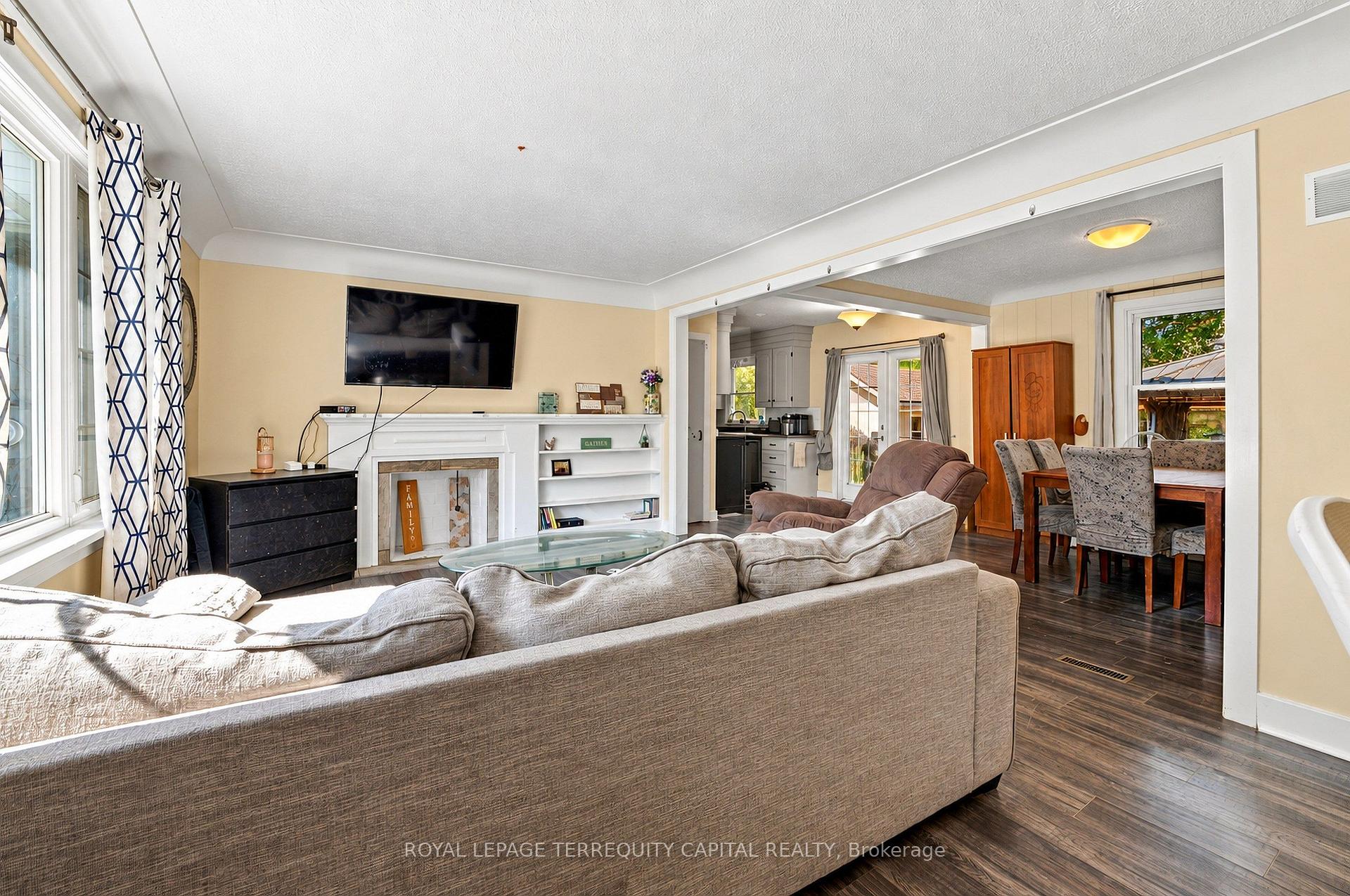 Photo 4 of 359 Linwell Road, St. Catharines, Vine/Linwell — HOMEH