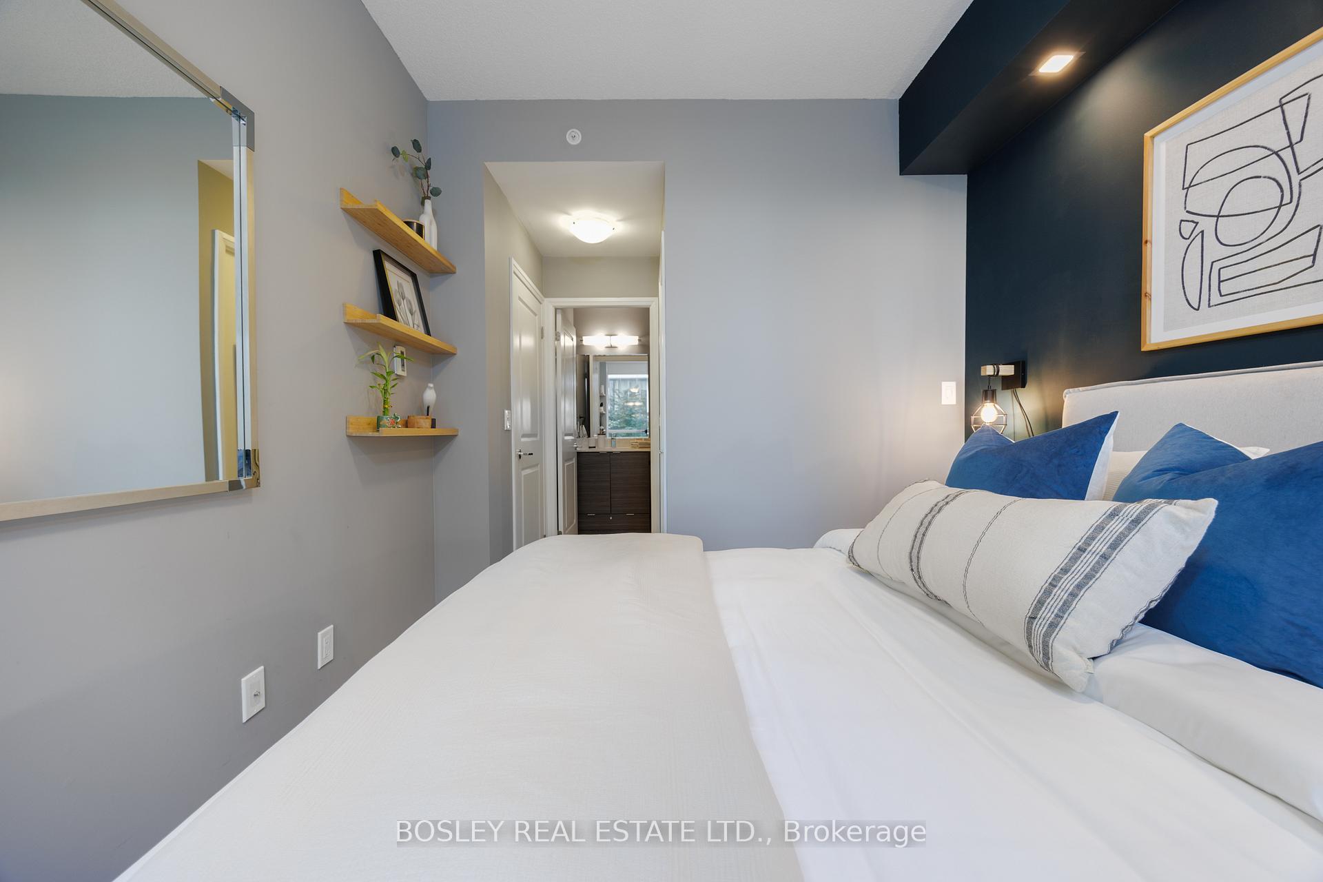 Photo 12 of Unit 215, 60 Annie Craig Drive, Etobicoke, Mimico — HOMEH
