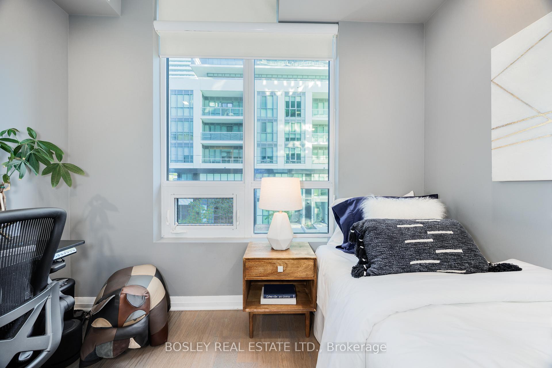 Photo 16 of Unit 215, 60 Annie Craig Drive, Etobicoke, Mimico — HOMEH