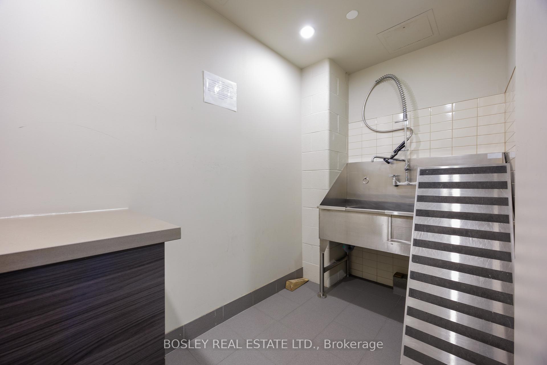Photo 25 of Unit 215, 60 Annie Craig Drive, Etobicoke, Mimico — HOMEH