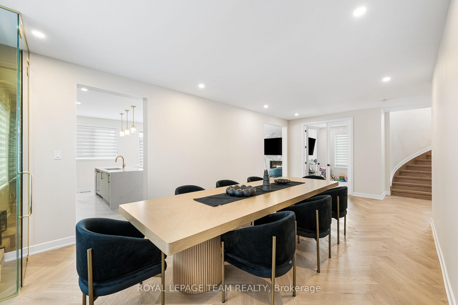 Photo 12 of 649 Bridgeport Avenue, Ottawa, Mahogany Community — HOMEH