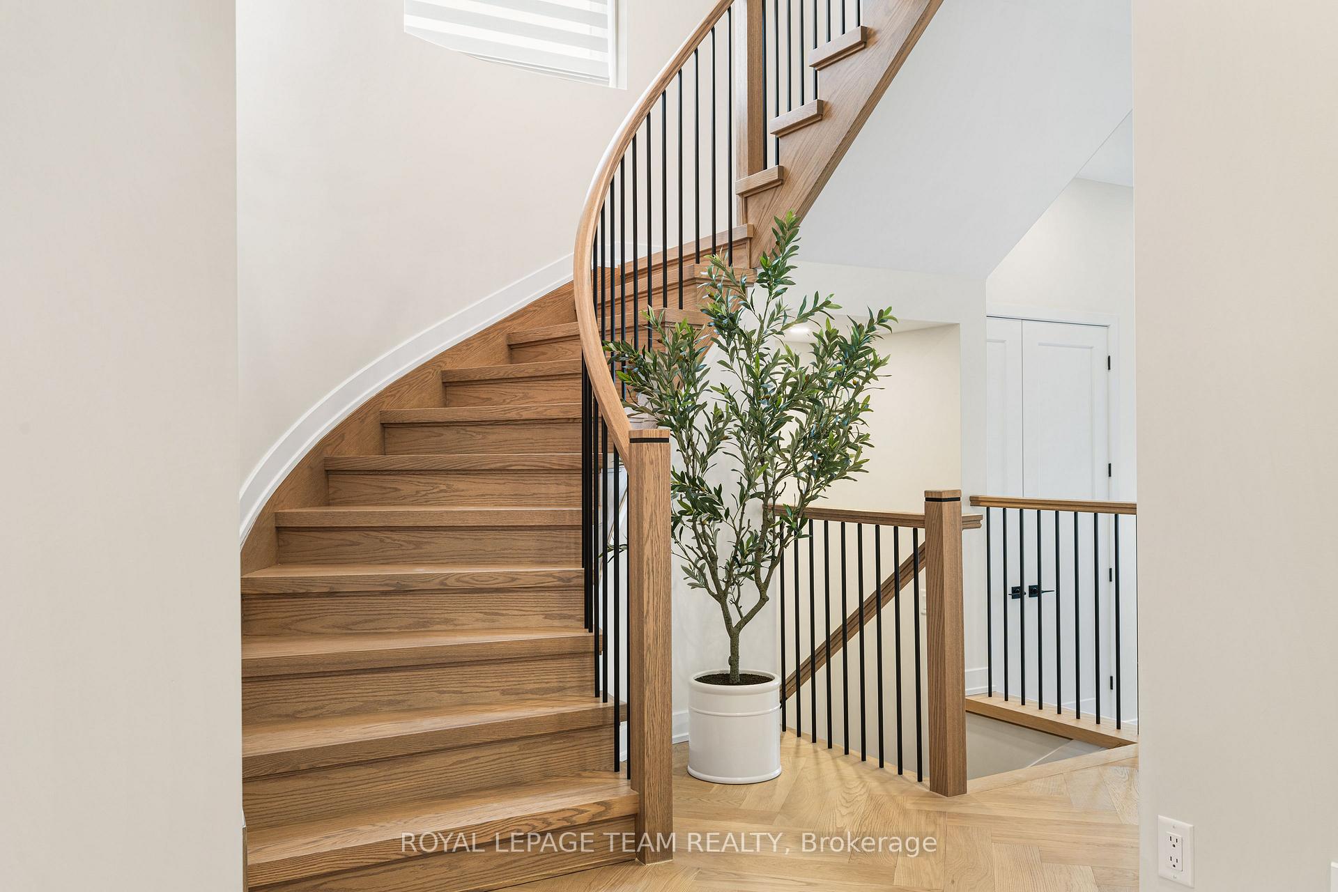 Photo 26 of 649 Bridgeport Avenue, Ottawa, Mahogany Community — HOMEH