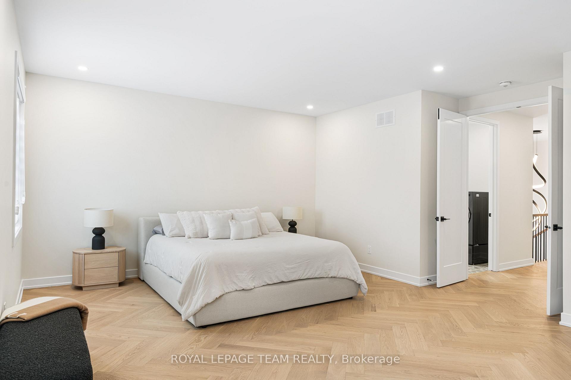 Photo 33 of 649 Bridgeport Avenue, Ottawa, Mahogany Community — HOMEH